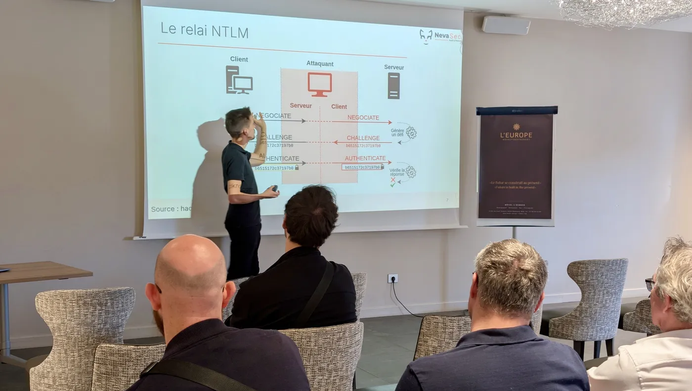 Alexis Koestel, gérant de NevaSec, en conférence sur la sécurité de l’Active Directory au CyberTalk de Colmar en 2025